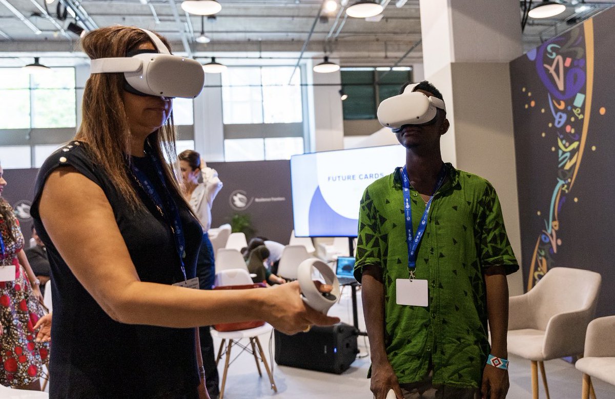 abdelwahab_engy's tweet image. Successful @COP28_UAE side event for our @UNDPAccLabs of @UNDPEgypt , where we conducted capacity building workshop for the youth on value of natural resources using #futuresliteracylab, powered by VR experience, drawing, music &amp;amp; storytelling.