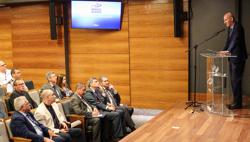 AmazulDefesa's tweet photo. A AMAZUL recebeu, no dia 8/12, a visita do Ministro-Chefe do Gabinete de Segurança Institucional da Presidência da República (GSI), General Marcos Antonio Amaro dos Santos, que também coordena o Comitê de Desenvolvimento do Programa Nuclear Brasileiro (CDPNB). https://t.co/Ngus9jOlRt