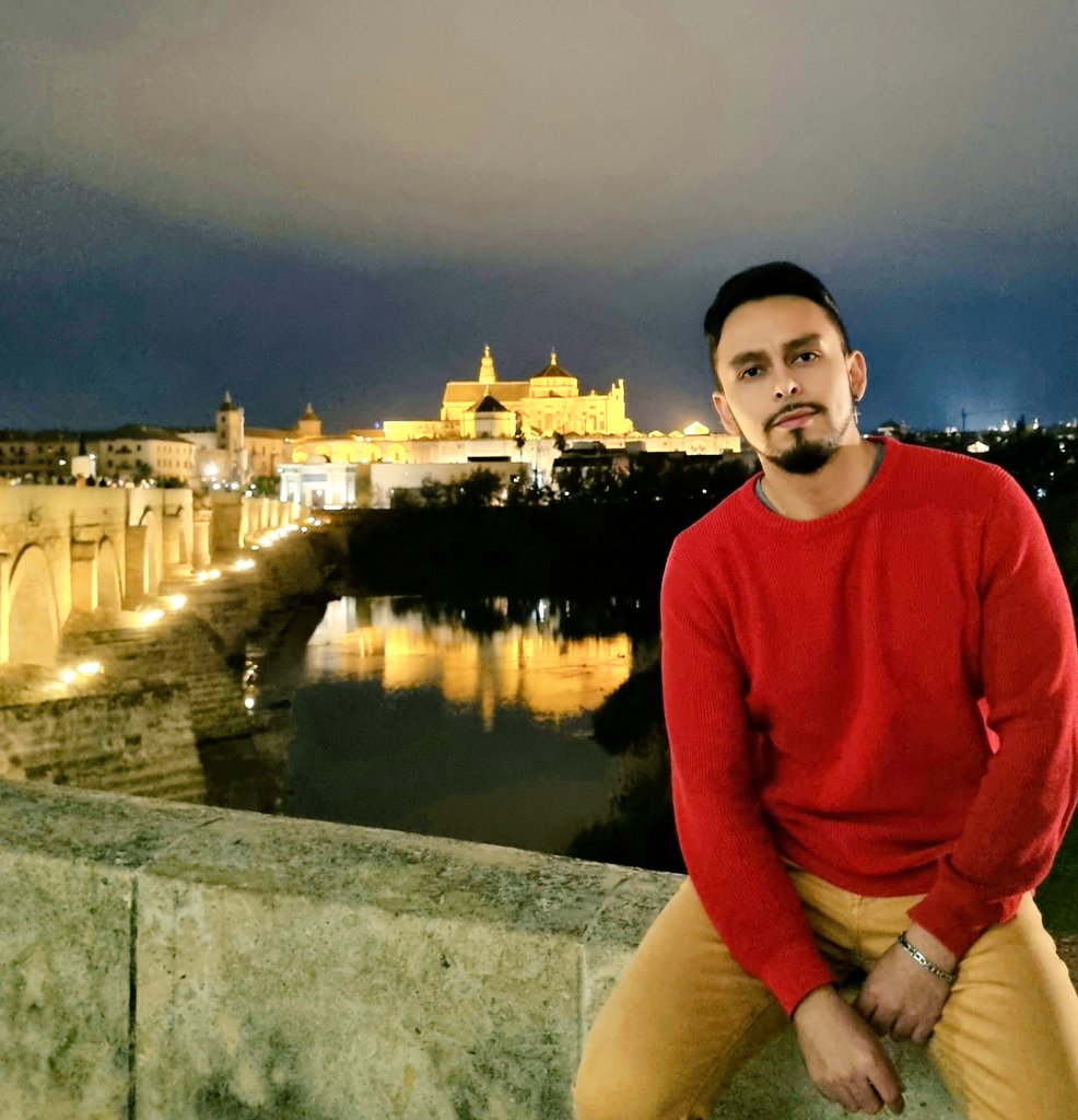 Notinvaein's tweet photo. Luces a la cordobesa
#Cordoba #Navidad https://t.co/6awqjOSygf