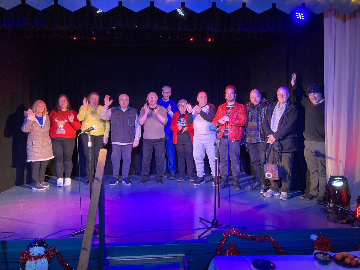 Mind St Helens with a fab show at Lucem today, music and poetry at its best, well done to all and to acting CEO Anita Harris for all her hard work in organising.
More pics on lucemhouse.co.uk a bit later this evening.