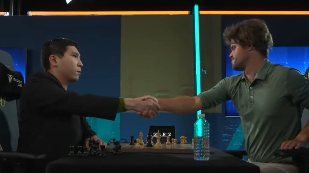 Grandmaster Anish Giri Schrabs chess Twitter : r/Harmontown