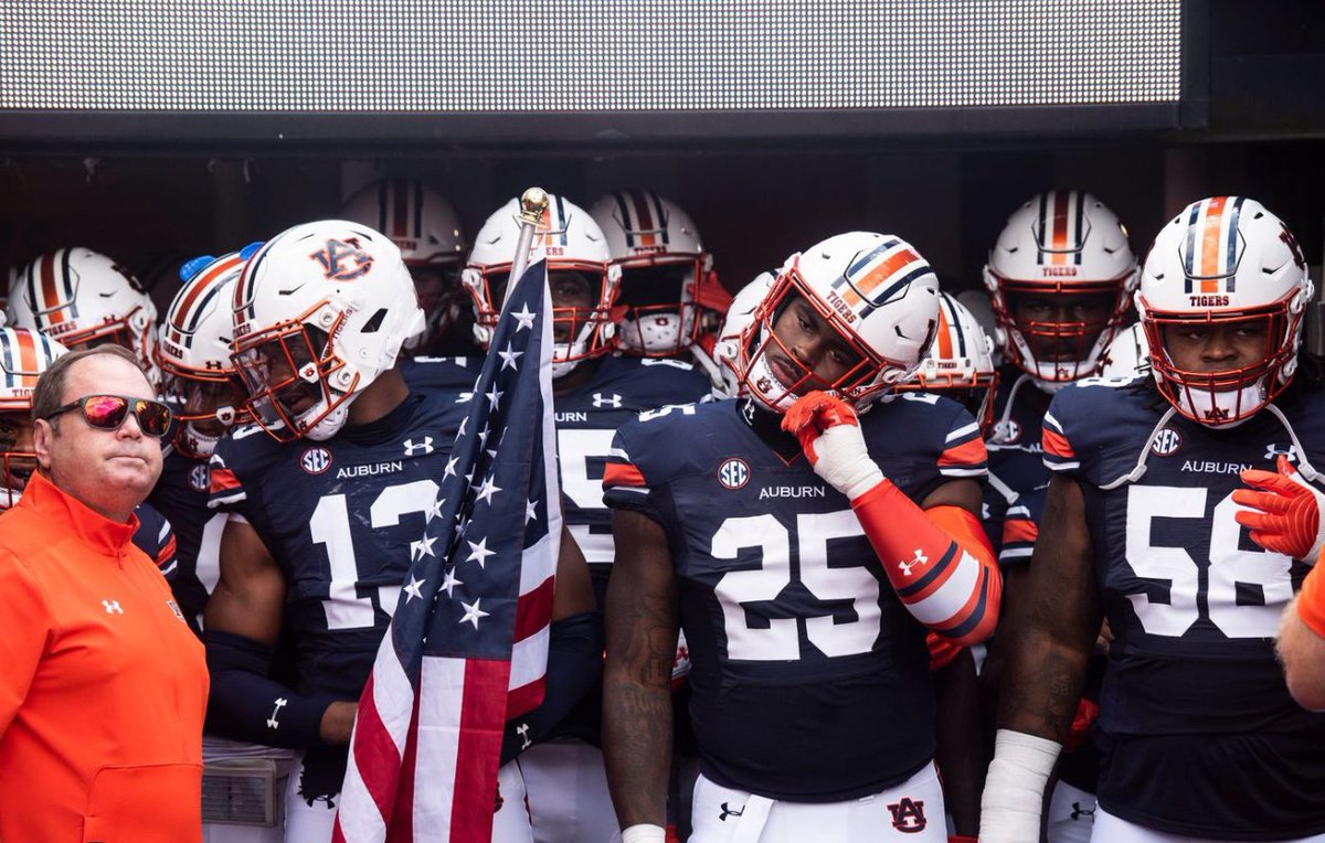 Marshall Pritchett 2025 (@marshallpritch) on Twitter photo Blessed to receive an offer from Auburn University after an amazing conversation with <a href="/B_Aigamaua/">Ben Aigamaua</a> 🦅!
@andrew_ivins
<a href="/JeremyO_Johnson/">Jeremy Johnson</a> <a href="/MattDeBary/">Matt DeBary</a>
@Rivals_Clint @Swiltfong247 <a href="/adamgorney/">Adam Gorney</a> <a href="/MohrRecruiting/">Brian Mohr</a> @chadsimmons_
<a href="/DAWGHZERECRUITS/">Dawg House Recruiting</a> <a href="/coachdtwhite/">Derek White</a> @miketsinger Blessed to receive an offer from Auburn University after an amazing conversation with <a href="/B_Aigamaua/">Ben Aigamaua</a> 🦅!
@andrew_ivins
<a href="/JeremyO_Johnson/">Jeremy Johnson</a> <a href="/MattDeBary/">Matt DeBary</a>
@Rivals_Clint @Swiltfong247 <a href="/adamgorney/">Adam Gorney</a> <a href="/MohrRecruiting/">Brian Mohr</a> @chadsimmons_
<a href="/DAWGHZERECRUITS/">Dawg House Recruiting</a> <a href="/coachdtwhite/">Derek White</a> @miketsinger