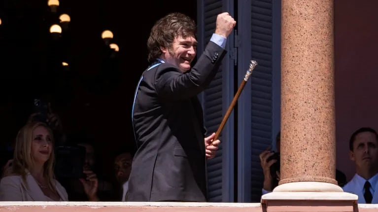 🇦🇷 | El Gobierno de Milei redujo a la mitad la cantidad de Ministerios: Así evolucionó el organigrama del Estado desde 1853.

derechadiario.com.ar/economia/el-go…