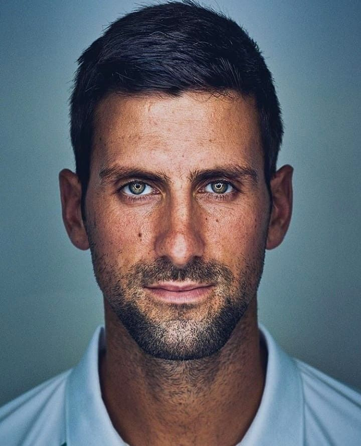 settenisok's tweet image. Djokovic realizó una imperdible entrevista en @60Minutes donde habló de todo: fortaleza mental, vacunas, Nadal, Alcaraz.

(es mucho texto pero vale la pena)

"Aunque en el tenis no haya contacto físico, hay mucho contacto visual. Cuando estamos cambiando de lado, nos sentamos en
