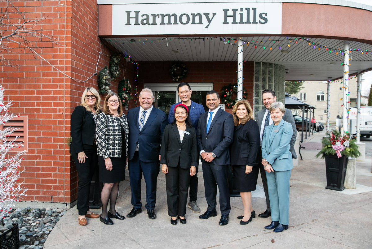We’ll always prioritize our healthcare heroes and the seniors that paved the way for future generations! Thank you to the staff and residents at the Harmony Hills East Care Community Long-Term Care home for showing me around your wonderful facility today.