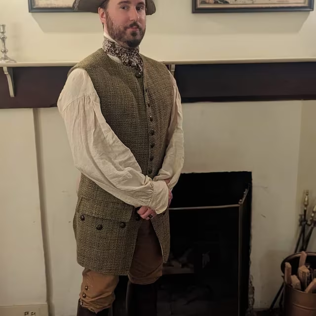 Our linen shirt in the colour 'sand' was a huge hit with TJ!

"This is my 6th shirt order and it won't be my last! Every shirt I've received has been expertly made and of the highest quality. They never feel too heavy or restrictive."

etsy.me/3ujBJgb