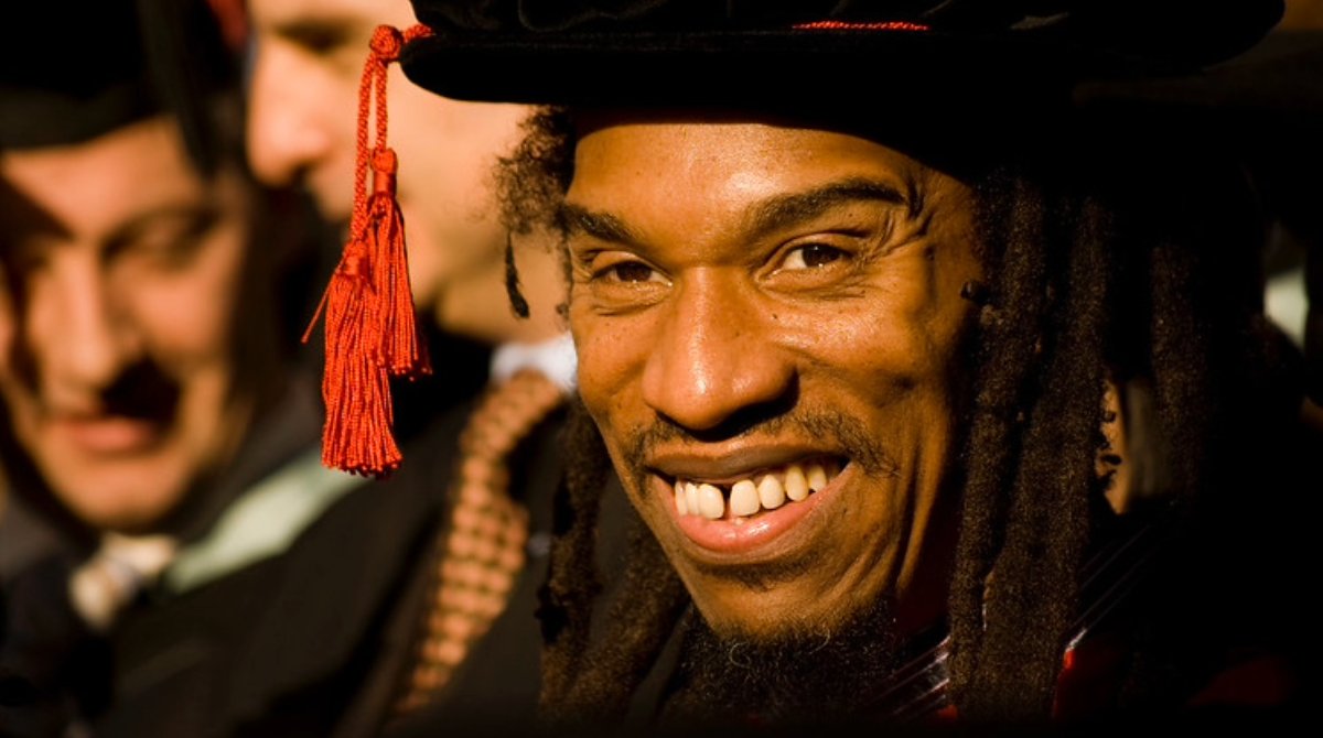 We are incredibly sad to hear of the death of writer and poet, Benjamin Zephaniah - such an inspiration to so many people. #BenjaminZephaniah #RIP