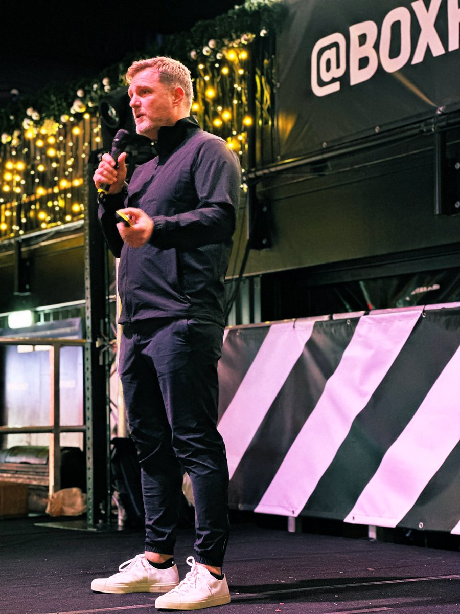 BoxparkWembley's tweet photo. The main man @simonsquibb parting with some wise words about The Power of Social Media this evening! 🙌

@helpbnk @TideBusiness https://t.co/5JAEGVrQxQ
