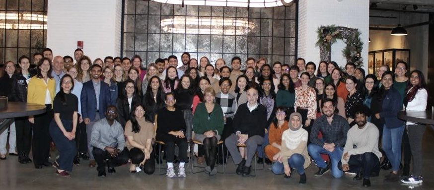 10 years of the PGME program focused on developing the next generation of academic clinician educators! Such joy seeing this pic of our 2023 scholars. Unbelievable to be back in person! ⁦@BostonChildrens⁩ ⁦@IcahnMountSinai⁩ ⁦@InstituteMedEd⁩ #HMIPGME