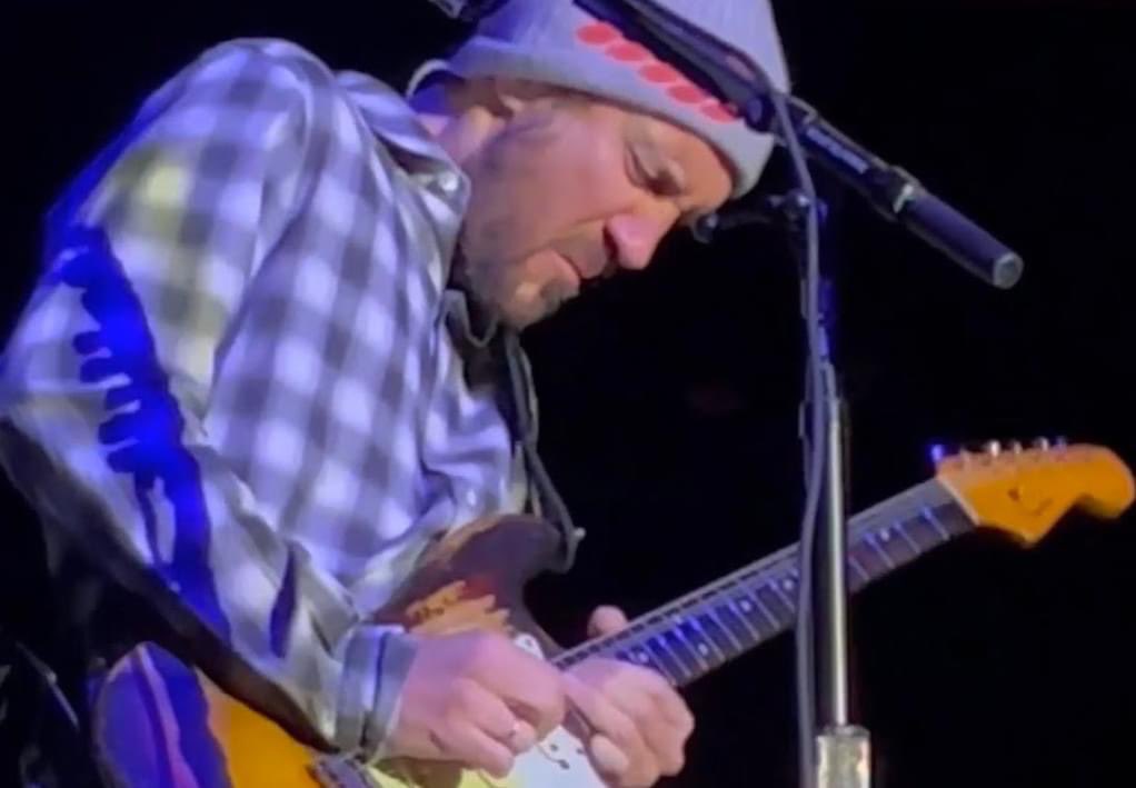 BREAKING NEWS: Red Hot Chili Peppers guitarist John Frusciante has broken his finger.