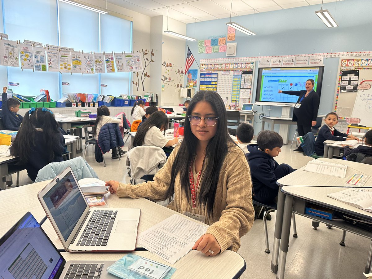 It was so wonderful to meet with individual teachers at @24Q019 in grades K-5 to select students and measures for @Amplify mCLASS/Lectura Progress Monitoring. Schedules are set and we’re ready to go 🏃‍♂️ @mandercorn @NYC_District24 D24 teachers are amazing! @NYCSchools @QCarolyneQ1