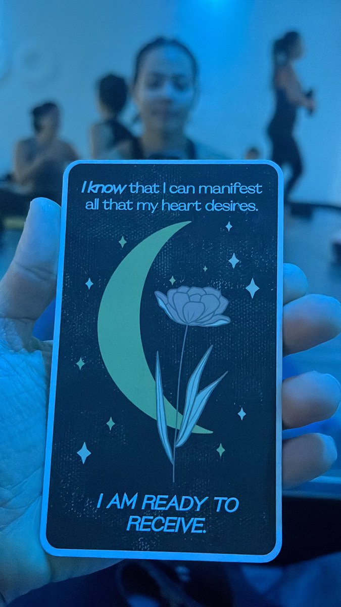 Mejia_F_'s tweet photo. I know that I can manifest all that my heart desires.
I’m ready to receive! https://t.co/DT1a1iA7b4
