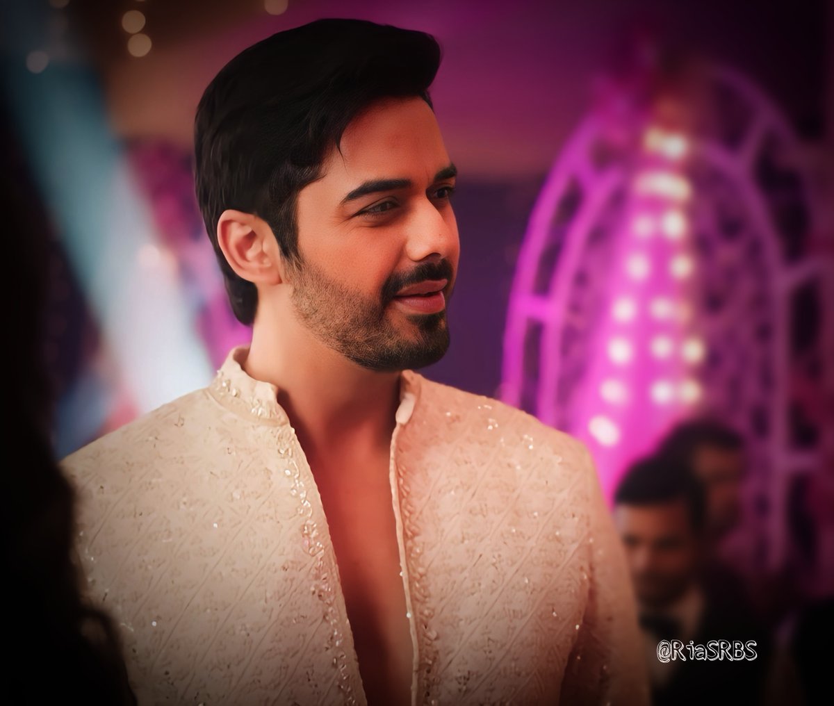 RiaSRBS's tweet image. Man looked so fine asf!🫠
Even in the initial episodes I could never dislike Ehsan.

#KathaAnkahee #Ehsan