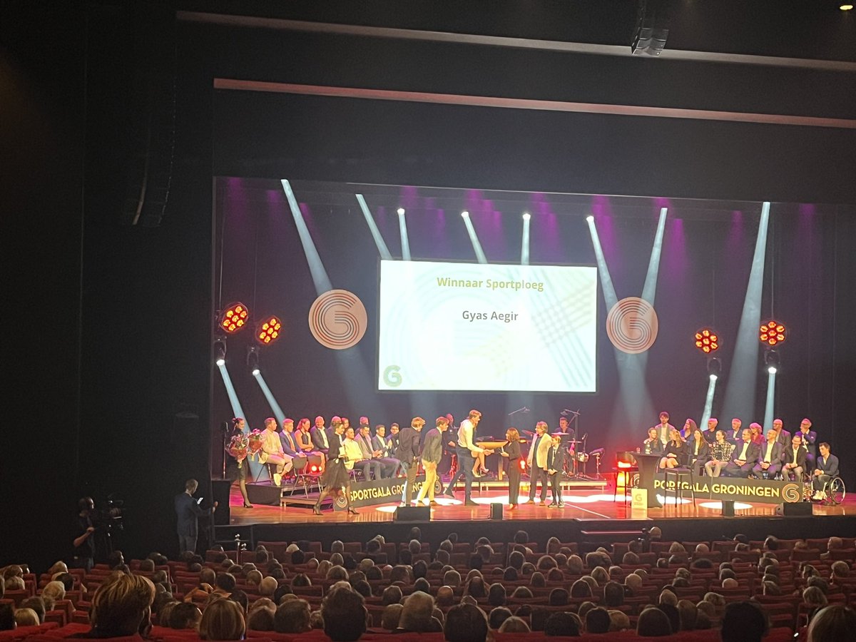 De sportploeg van het jaar is het roeiteam van Gyas / Aegir! 

#sportgala #groningen