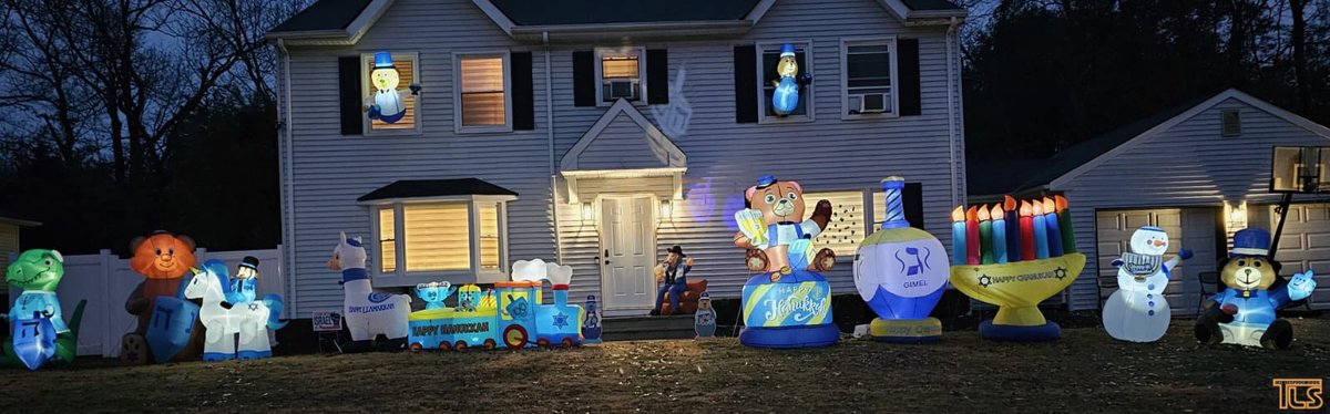 LakewoodScoop's tweet image. Spotted in Lakewood