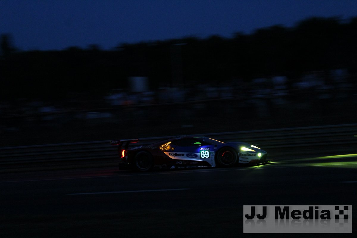 #memorylanemonday to #LeMans24 2017 where Ford was out to defend their 2016 win with the Ford GT GTE car. They will return for another go in 2024 with their brand new Mustang LMGT3