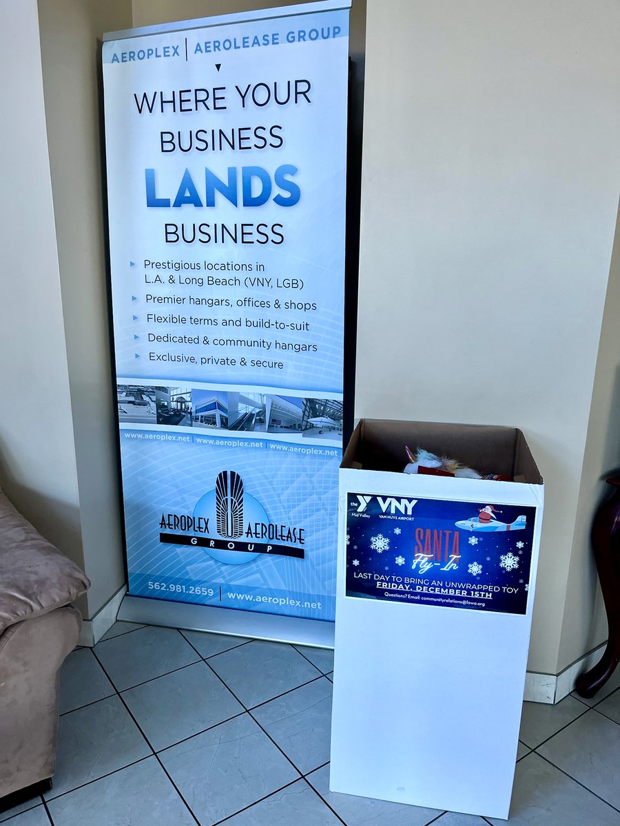 Team AGP at <a href="/VanNuysAirport/">Van Nuys Airport VNY</a> for the Mid Valley Family YMCA annual toy drive! 🧸🎁 You can still donate new, unwrapped toys at our VNY facility till Dec 15 or our LGB facility till Dec 14. Let's make the holidays brighter for those in need! 🌟

#VNY #LGB #ToyDrive #HappyHolidays