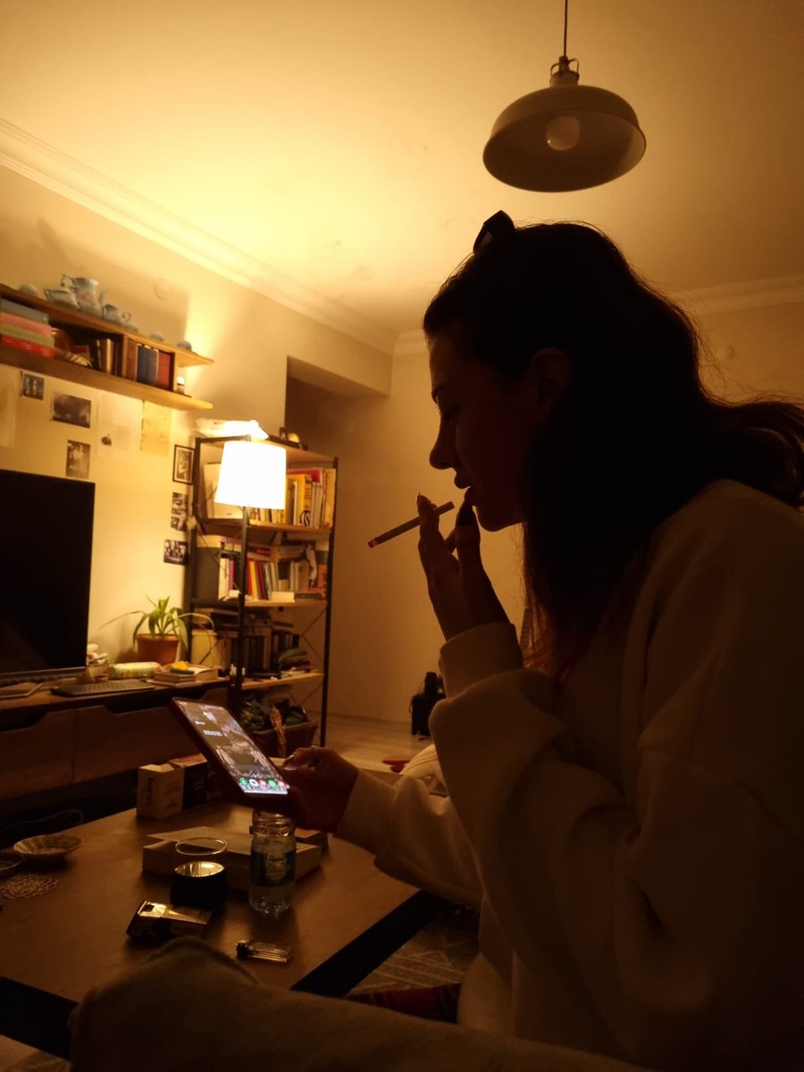 Ruhum çok ağrıyordu, her zaman gülüyo olsam bile.