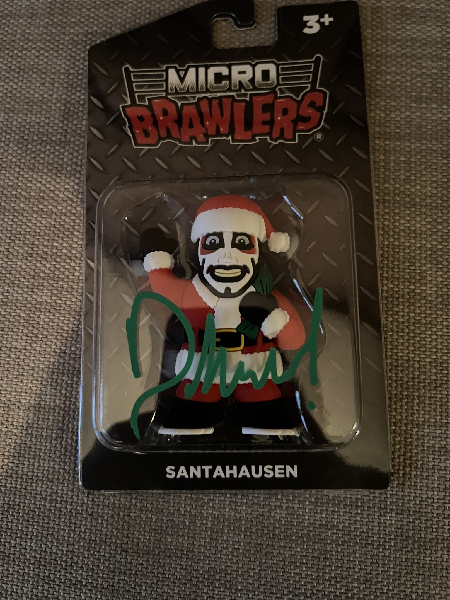 Danhausen on X: Bunch of buy it now items up, signed Santahausen  Microbrawlers and lots of other. Chase Danhausen's in auction.  @missloulou514 will be on, signing 7pm EST tonight join us or