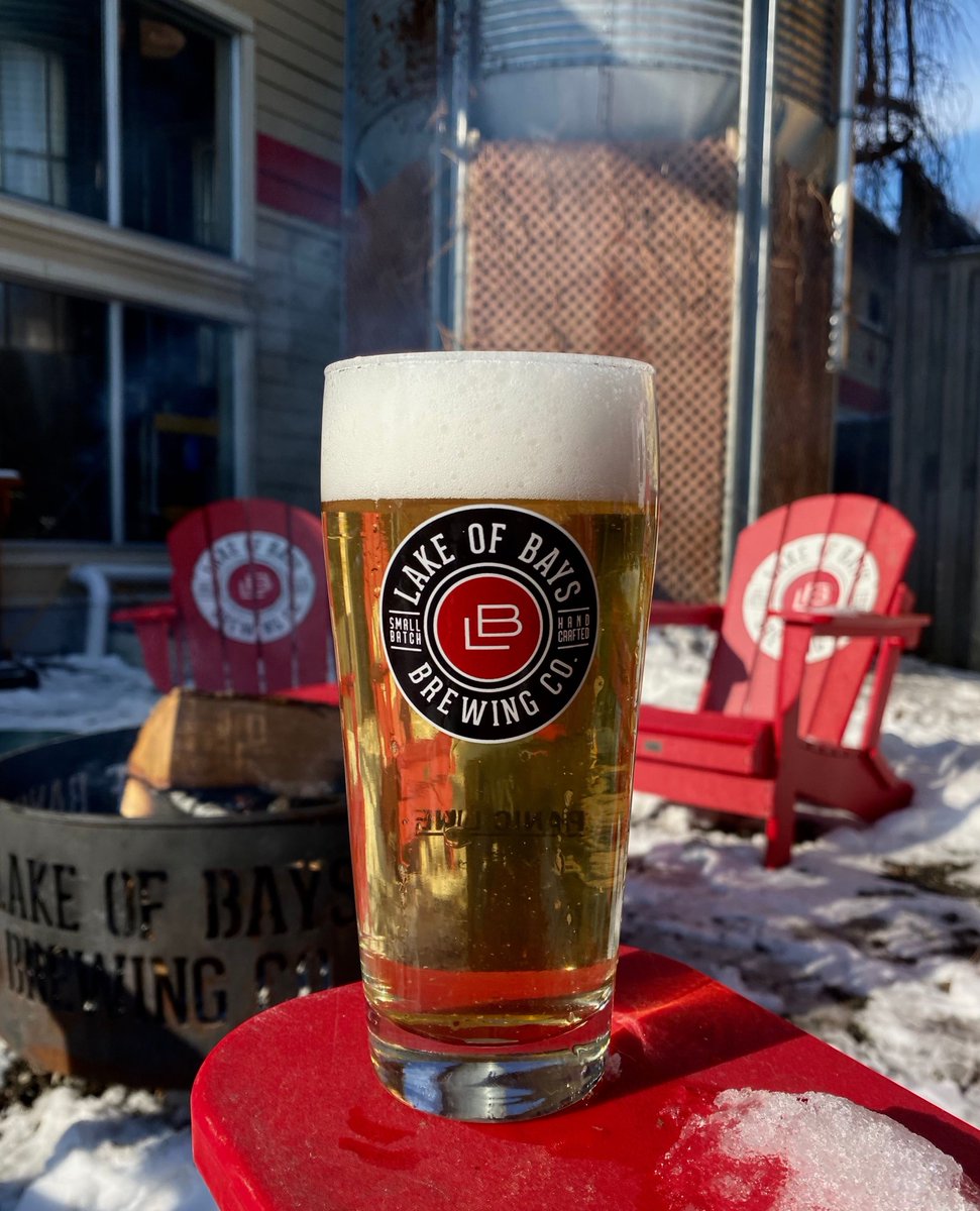 Patio beers in the winter? Count us in 🍺 The Baysville patio is waiting for you!

#lakeofbaysbrewing #baysville #bracebridge #huntsville #craftbeer #lakeofbays #beer #lakeofbaysbrewingcompany #lakeofbaysbrewery #brewery