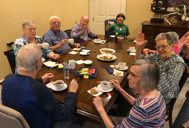 Sandalwoodvil's tweet image. Tea time! We love to socialize with a spot of tea and some cookies. #SUNProgram