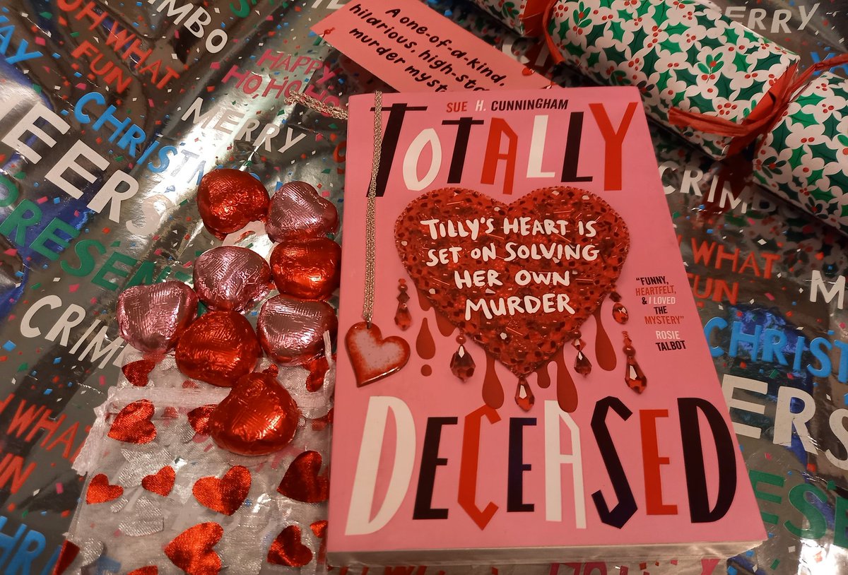 Xmas #Giveaway to celebrate 2 months of #TotallyDeceased ❤️‍🩹😇 For the chance to win a copy of my fun YA debut, @WhitakersChocs and a gorgeous handmade pendant from @fromtheflameuk in TD colours, please like, RT and comment below why you would love to win! Closes 14/12 🎄🎅