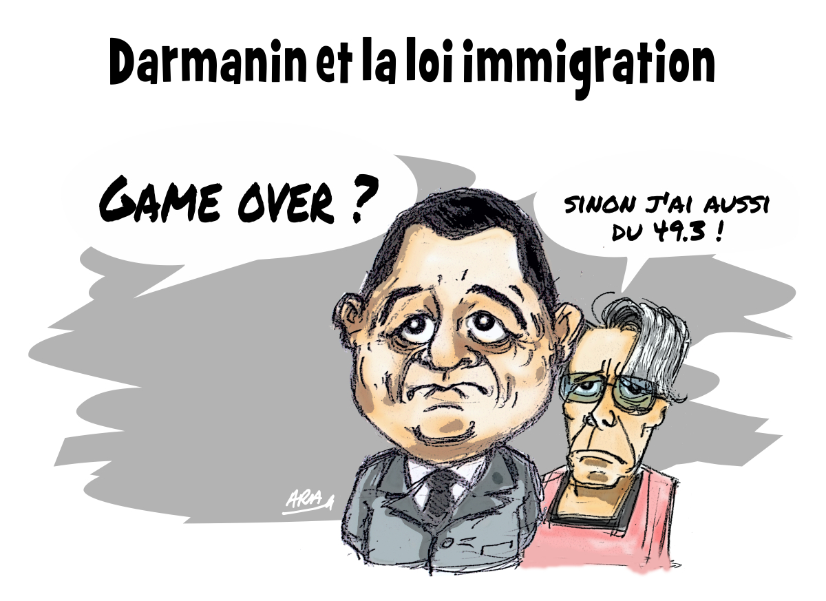 #LoiDarmanin