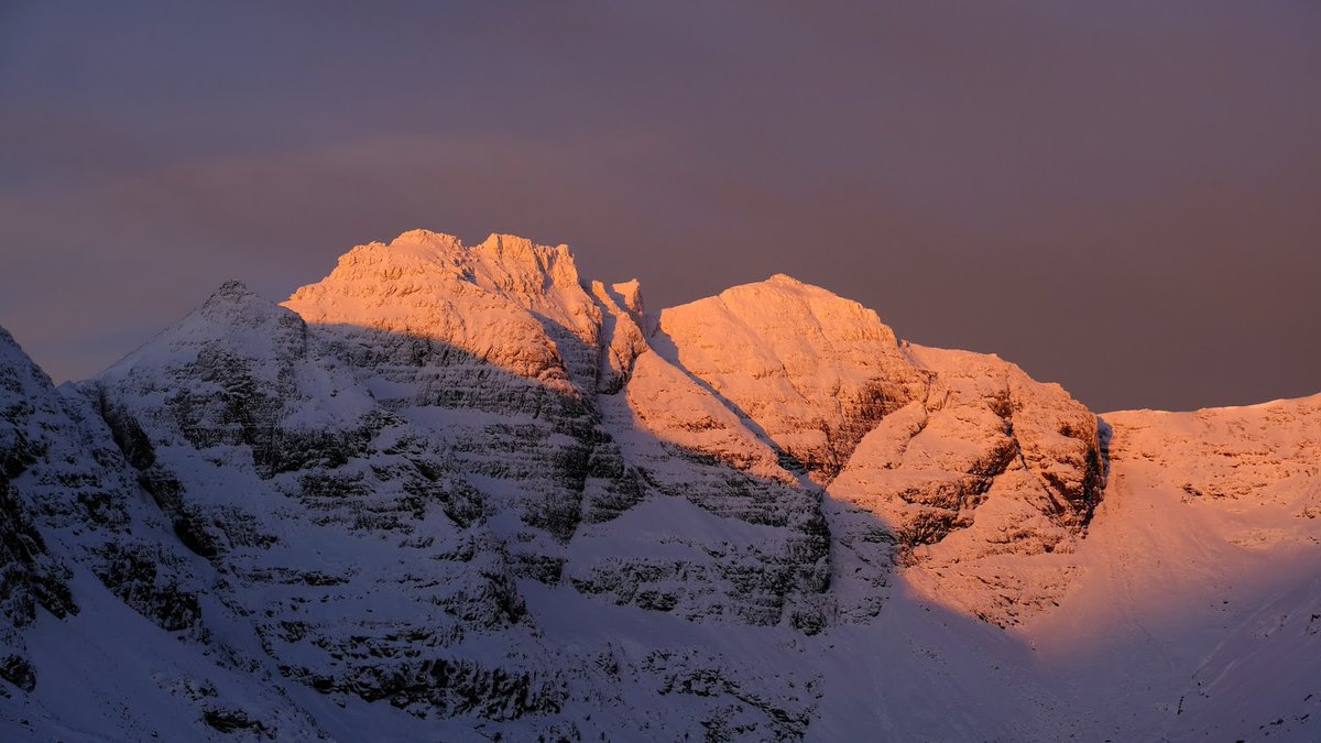 International Mountain Day. 
Here's the finest.
#InternationalMountainDay #anteallach
#MountainsMatter 
#landscapephotography