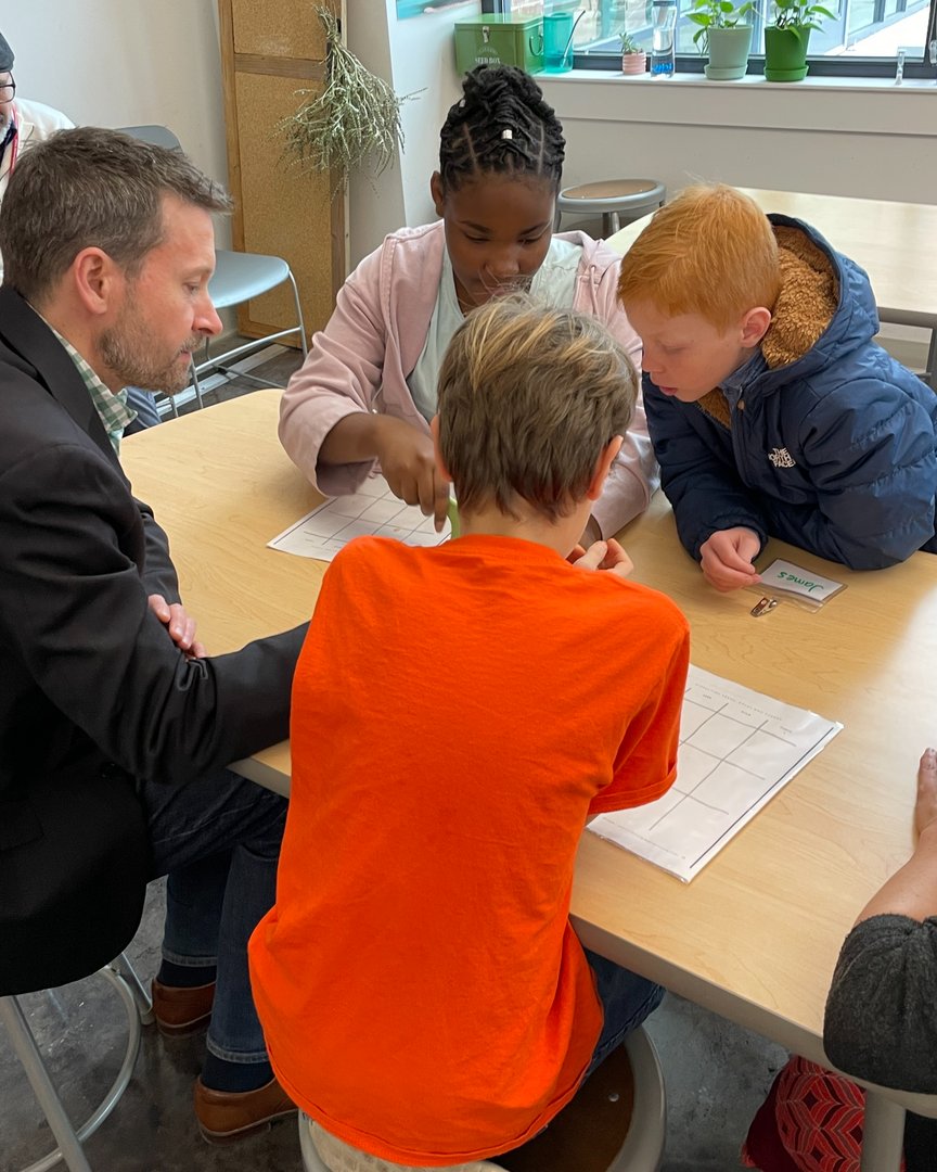 🎉Thank you @CMCharlesAllen for visiting @peabodywatkins FoodPrints class this week! Together we planted garlic, dissected seeds, and made Three Sisters Tacos! 🎉 @charlesallen, thanks for being a longtime friend of our program, we’re so grateful for your support! #FoodPrints