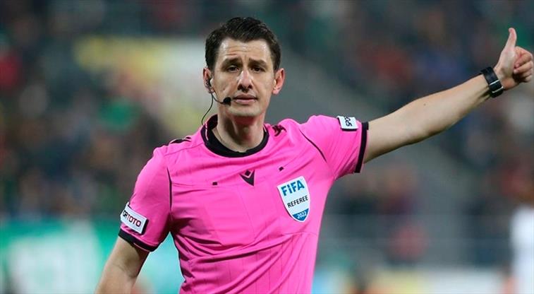 AÇIKLAMA |

Kiğı Spor Kulübü olarak FİFA kokartlı hakemimiz Halil Umut MELER'e yapılan bu çirkin saldırıyı kınıyor, Türk futbolunda yaşanan bu saldırının bir daha olmamasını temenni ediyoruz. Geçmiş olsun Halil Umut MELER

#HalilUmutMelerYalnızDeğildir <a href="/TFF_Org/">TFF</a>