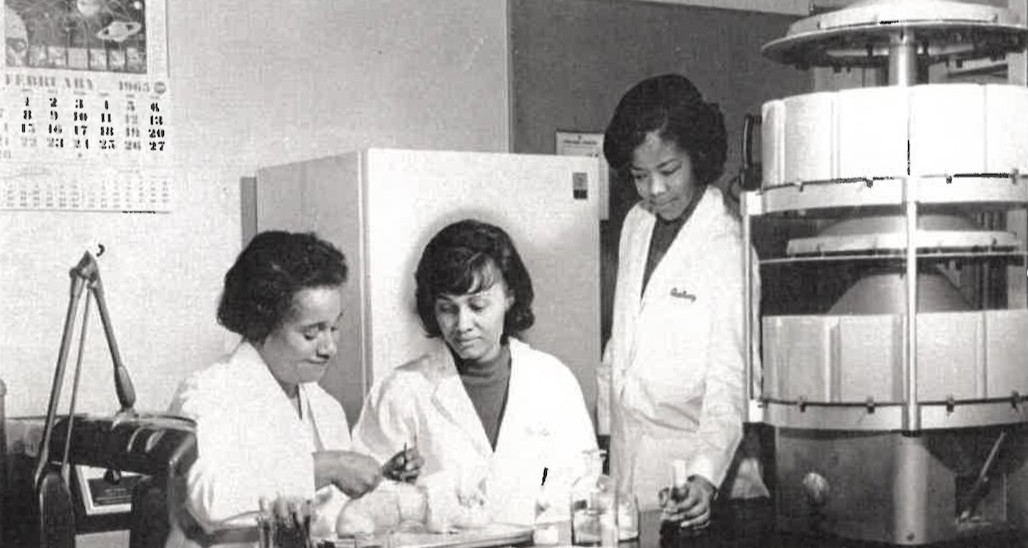 Dr. Annye C. Black and Miss Jean Arthur examine the results of a skin graft attempt on a guinea pig as Mrs. Jennie Allen observes in the anatomy lab in 1965 at Meharry. 

#ResearchinMedicine #MeharryMade #BlackScientists