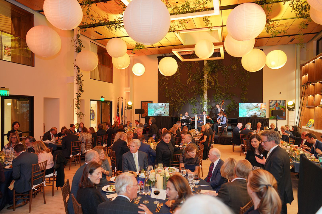 Congratulations to @MaritimeAqua for a successful Seas the Night Gala, raising over $400,000 to support live exhibits, education programs, and conservation efforts benefiting Long Island Sound! 🌎💙 Read more in Connect: bit.ly/3XGE92i