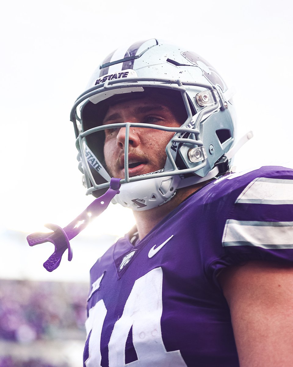 KStateFB's tweet image. All-American honors for @ben_sinnott 👏

Sinnott named Third Team All-American by the Associated Press

#KStateFB