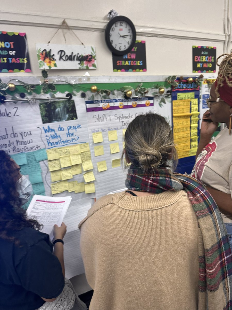 Professional Learning this afternoon where teachers learned about the 6 Literacy Shifts. AP Riley modeled station teaching and the “chalk talk” EL protocol. #nycreads #literacyshifts @DOEChancellor @District11BX @cristinevaughan @LynneveNash @NYCMayor