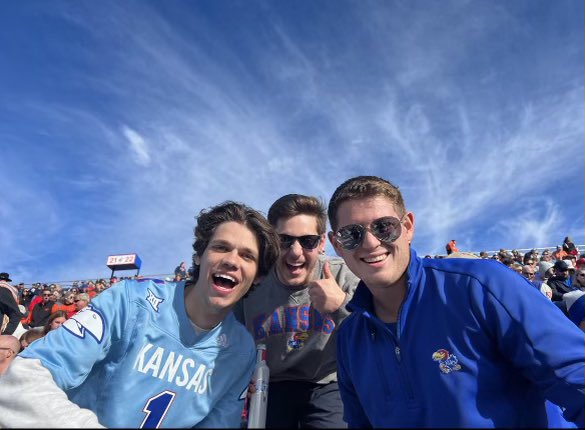 jthom1800's tweet photo. @tgoff11 Many great memories in this place 🥲 https://t.co/kRiKAaRO8O