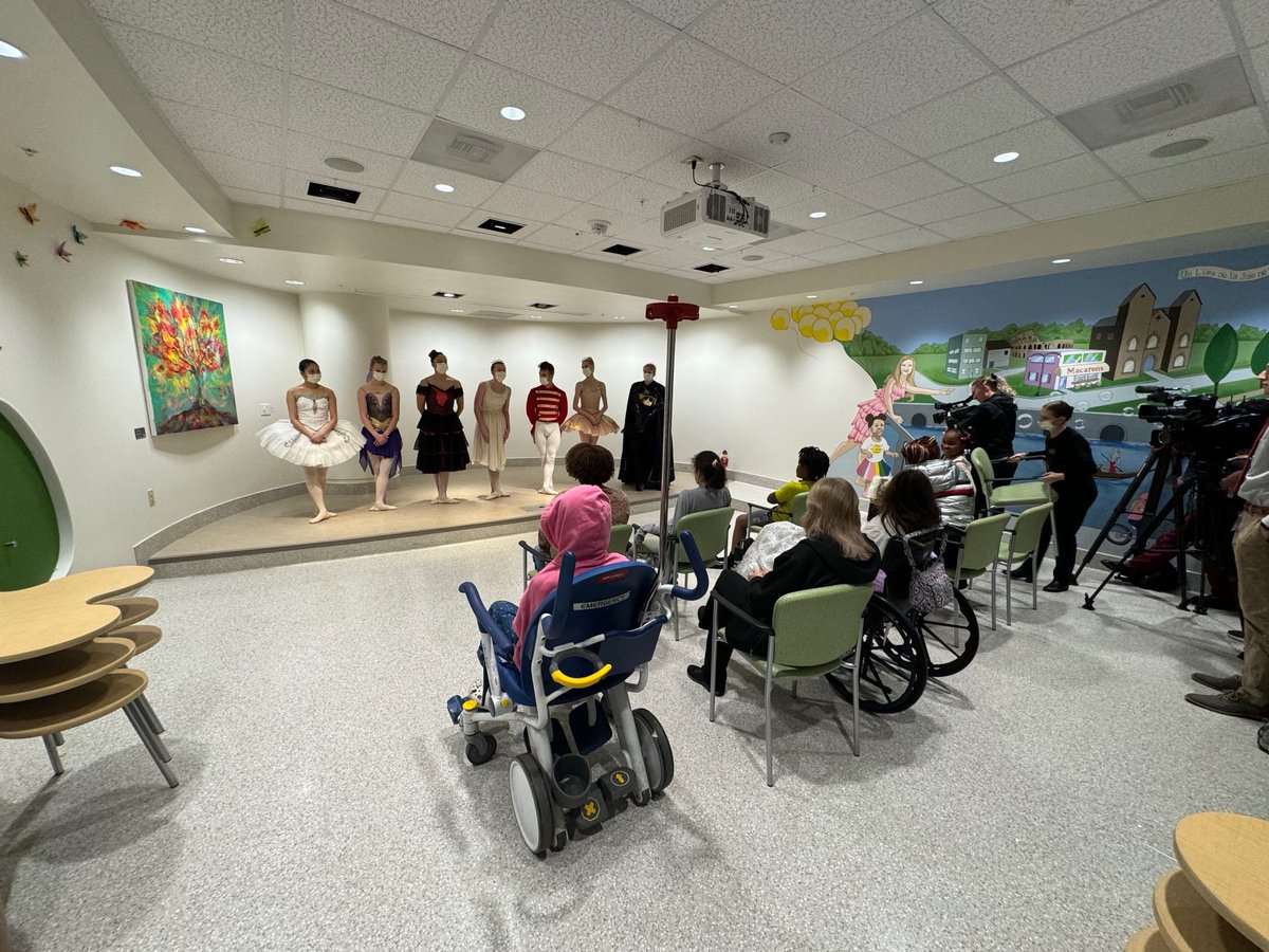 Special thanks to the Lexington Ballet Company for visiting last week. Our patients had a great time! 🩰