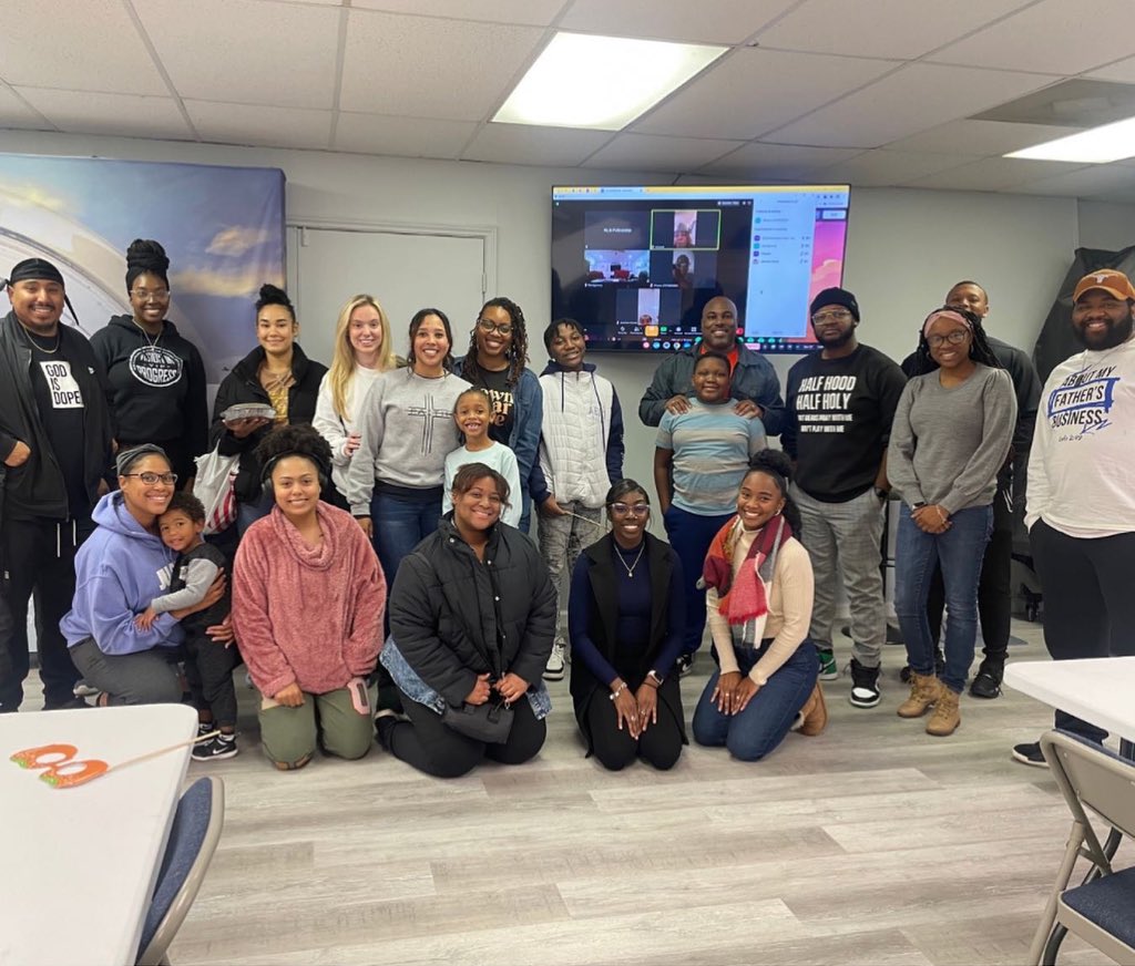 therocksct's tweet image. 🎉 Celebrating a successful semester in our Kingdom Life Groups! 📖🙌🏾 

Grateful for the growth, connections, and shared wisdom. Here’s to a semester well-lived in community! 🌟 

#KingdomLifeGroups #KLG #SemesterSuccess #FellowshipJourney