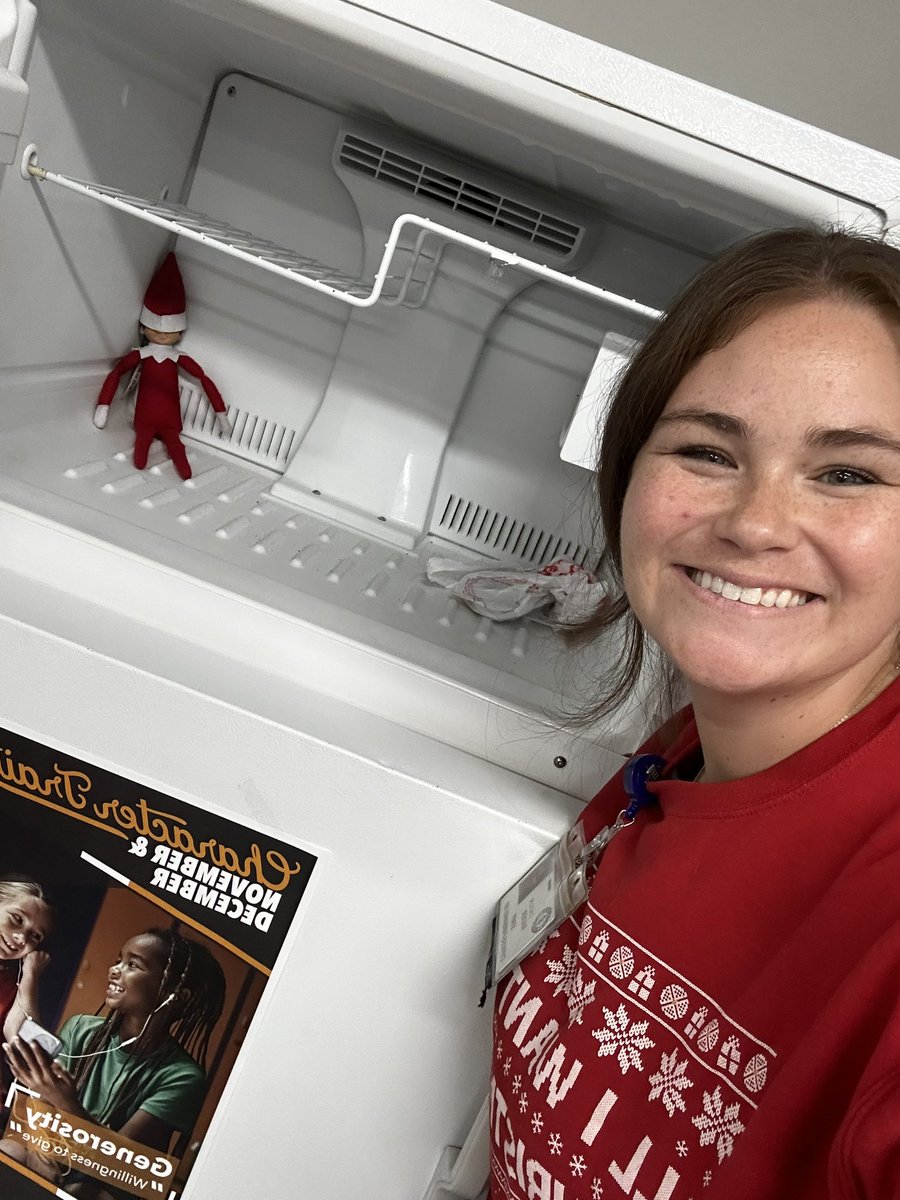 Found JJ! Looks like he ate all the treats in the freezer! #aultelfieselfie @AultElem