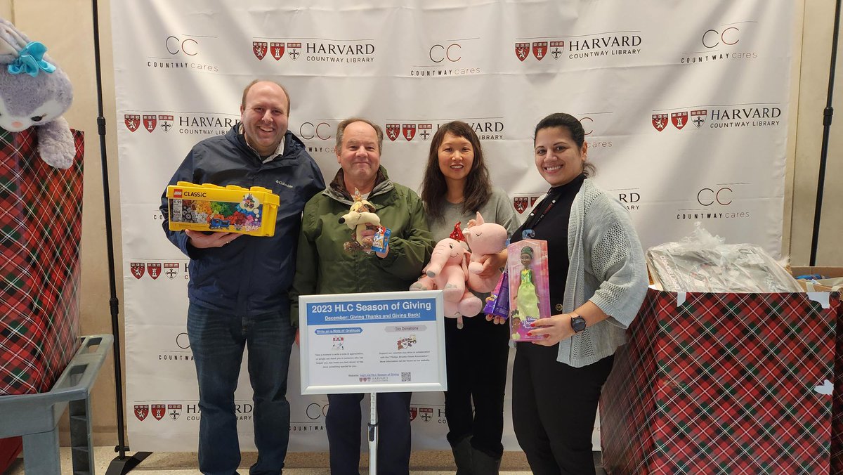 Thank you to everyone who contributed to the HLC #SeasonofGiving toy drive! This year, we were able to collect approximately 200 toys! 🧸🏀