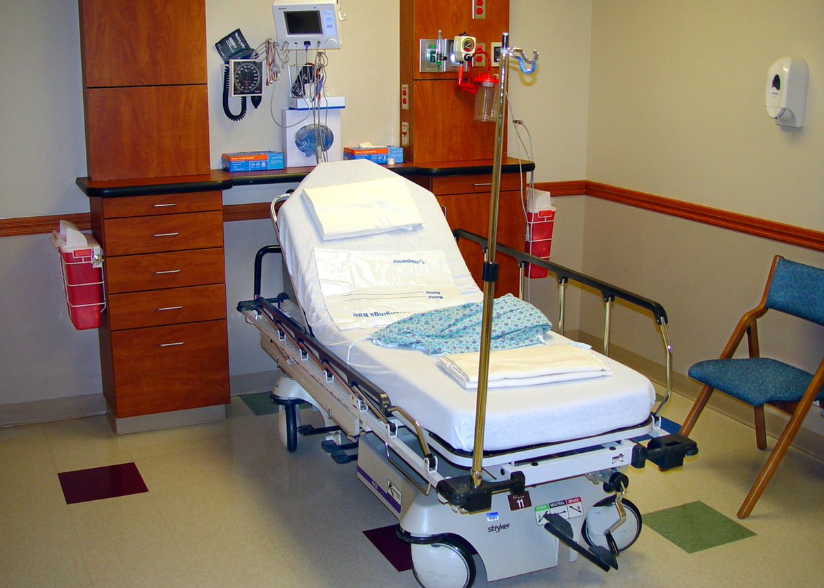 COVID hospitalizations, RSV and flu cases on the rise in Oklahoma, expected to get worse trib.al/d13yq9E