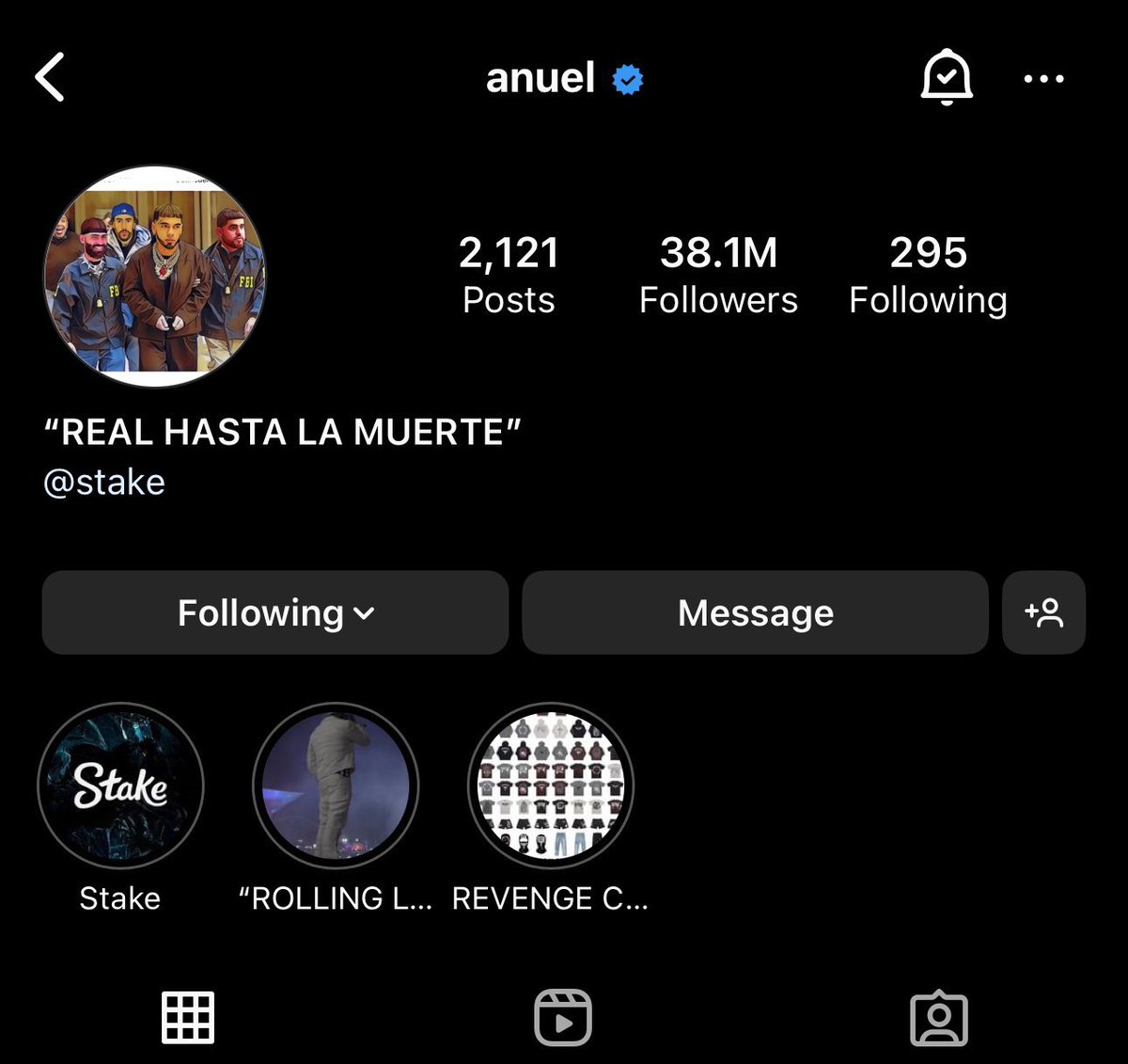matiasgarciard's tweet photo. Anuel cambia su perfil en ig https://t.co/h1QZif3hR5