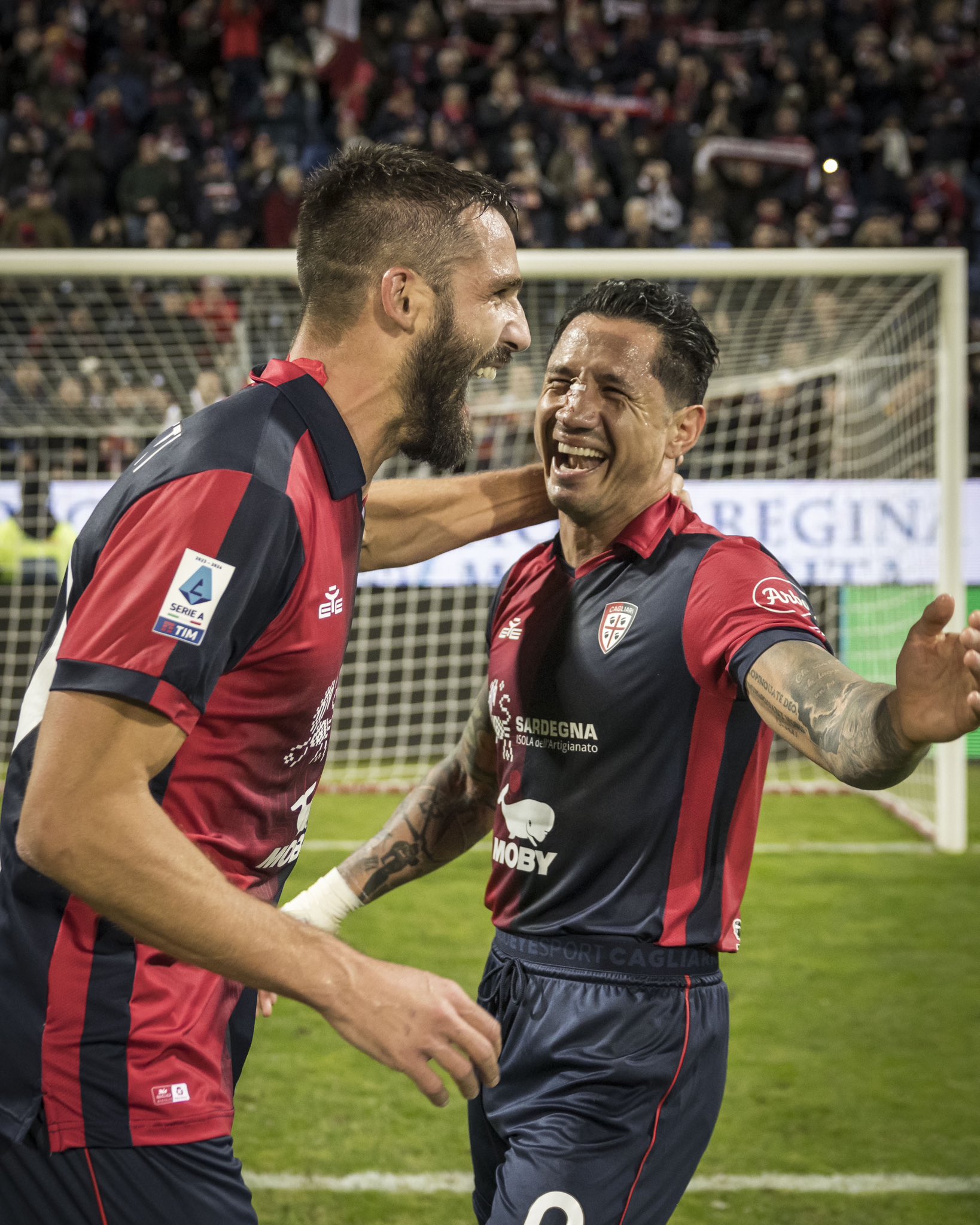 Cagliari Calcio on X: "Ma come lo spieghiamo a chi non tifa Cagliari? ❤️‍🔥  https://t.co/aLczAITr94" / X