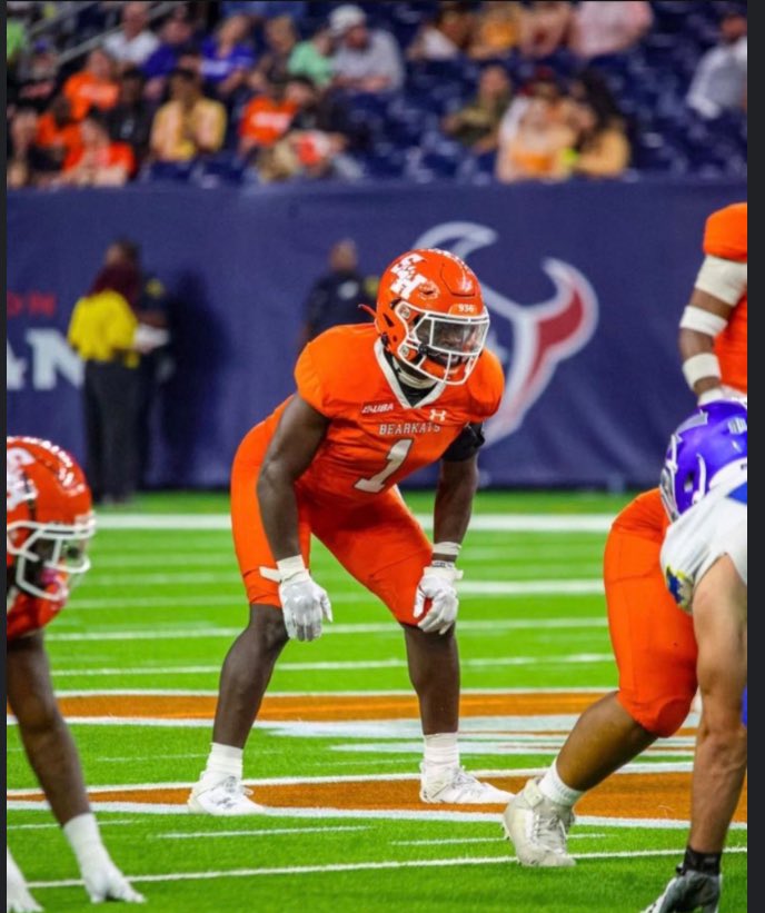 #AGTG Blessed to Receive my 1st D1 offer as a PWO to Sam Houston State University‼️ #EatEmUpKats 🟠⚪️ @CoachHen_1 @jbmorriscoach @CoachKCKeeler @CoachTMiller18 @CoachChadJ