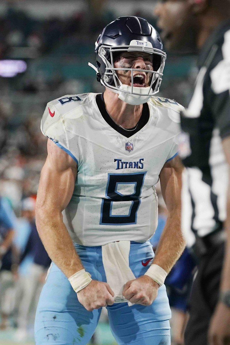 Teams down 14 with under three minutes to go were 0-767 since 2016 until the Titans tonight 🤯