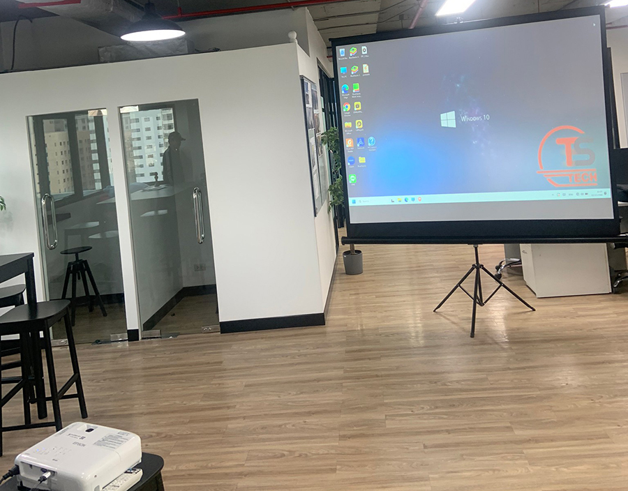 tstechrental's tweet image. ผลงานติดตั้ง จอ Projector 3,300 ANSI พร้อมจอรับภาพ 100″ @ อาคารสรชัย

.
สอบถามรายละเอียดเพิ่มเติม

tstechrental.com

tstechrental.com/%e0%b8%aa%e0%b…

#เช่าvideowall, #lcdwall, #แอลซีดีวอลล์
#เช่าprojecter, #เช่าโปรเจ็คเตอร์