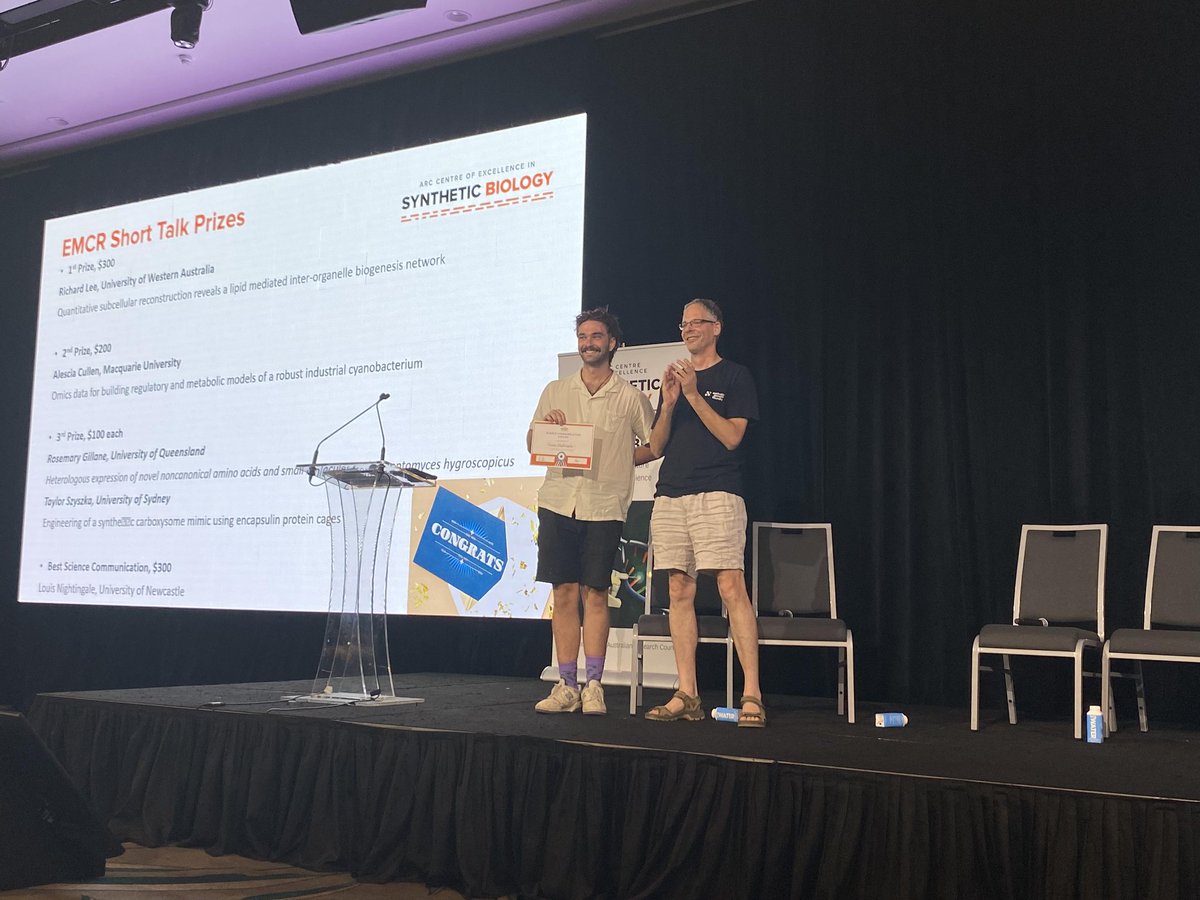 Very appreciative to recieve the science communication award at ARCCoE in Synthetic Biology 2023 conference, thanks to everyone who gave me a listen!