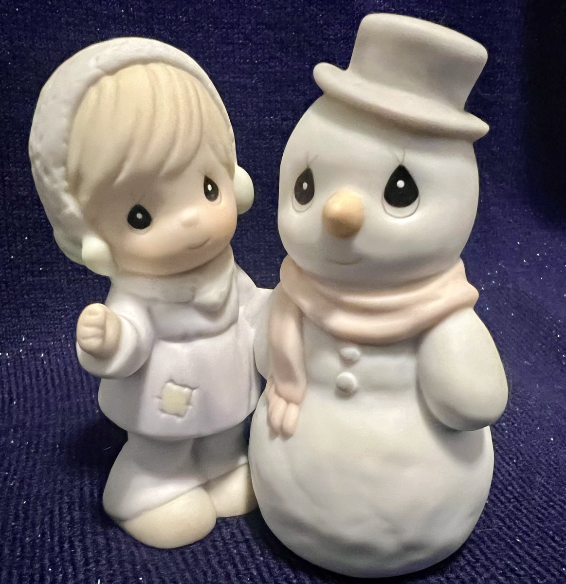 Precious Moments Sugar Town Christmas KATY LYNN #GirlWithSnowman VTG 90s Collectible 

#gifts #enesco #vintagegifts #sugartown #snowman 
#christmasvillage #ebayfinds #preciousmoments #vintage90s #collectibles #stockingstuffers #Christmas #giftideas 

ebay.com/itm/2665466679…