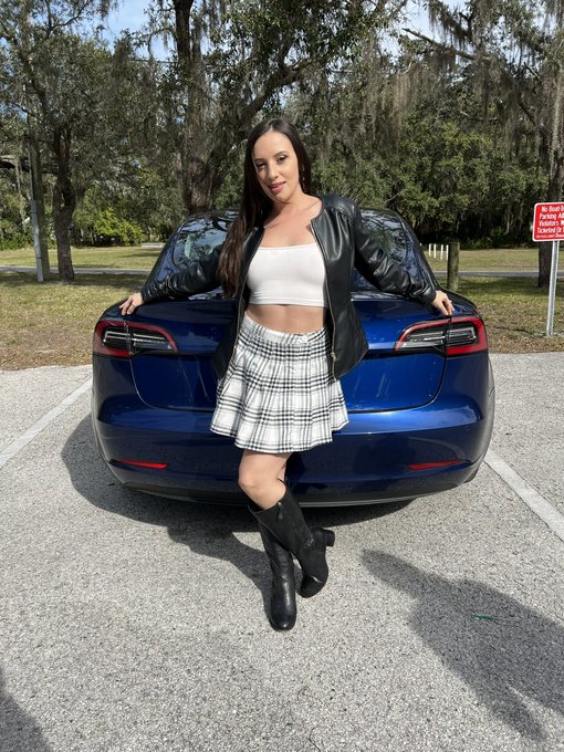 Guess what we did today&hellip; 😏 @KatieXKinz https://t.co/otIT7gPNYN<a class="tags" target="_blank" title="On Twitter" href="/?out=eyJ0eXAiOiJKV1QiLCJhbGciOiJIUzUxMiJ9.eyJpYXQiOjE3Mjk0NzAxNTksImlzcyI6InR3cG9ybnN0YXJzLmNvbSIsIm5iZiI6MTcyOTQ3MDE1OSwiZXhwIjoxNzYxMDA2MTU5LCJyZWRpcmVjdF91cmwiOiJodHRwczovL3R3aXR0ZXIuY29tL0thdGllWEtpbnoifQ.Z8SHwQDcJhnLPfMig-IS3gYDacqa8PsnQjZZ8HVO607u_huv224JSi-ZvzQRmIbBK5BQxyB-Q4K6cUGg_xPWyQ">@KatieXKinz</a>