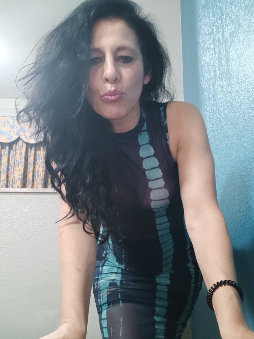 Mmmmm. Big kiss! https://t.co/1gJJWnIt8A<a href="/tag/chicago"class="tags"><span>#chicago</span></a>