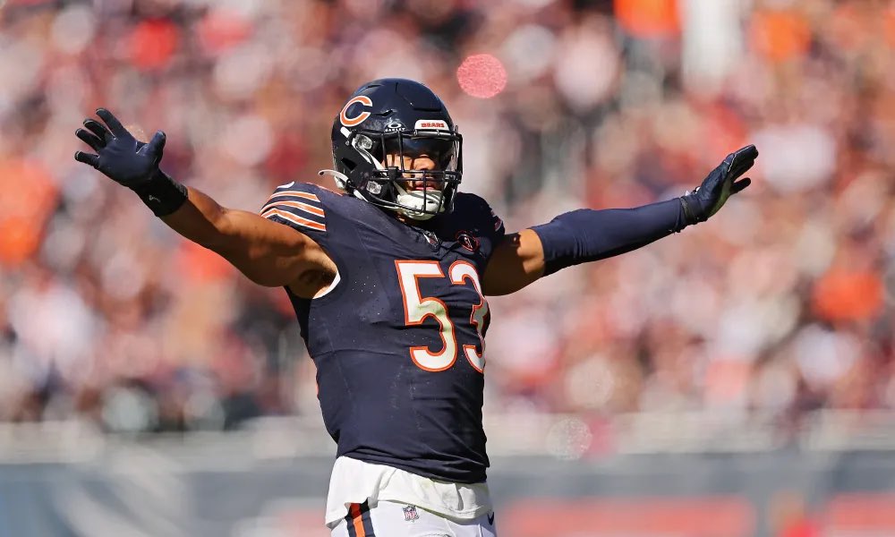 TJ Edwards should be awarded 2023 Biggest Steal, and a #ProBowlVote .

-131 TOT
-76 solo
-13 TFL
-4 PD
-2 sacks
-2 INT
-1 FF
-2 FR

Still has 4 games left. He 100% deserves a #ProBowlVote 

RT if you agree so he gets more votes!
🐻⬇️